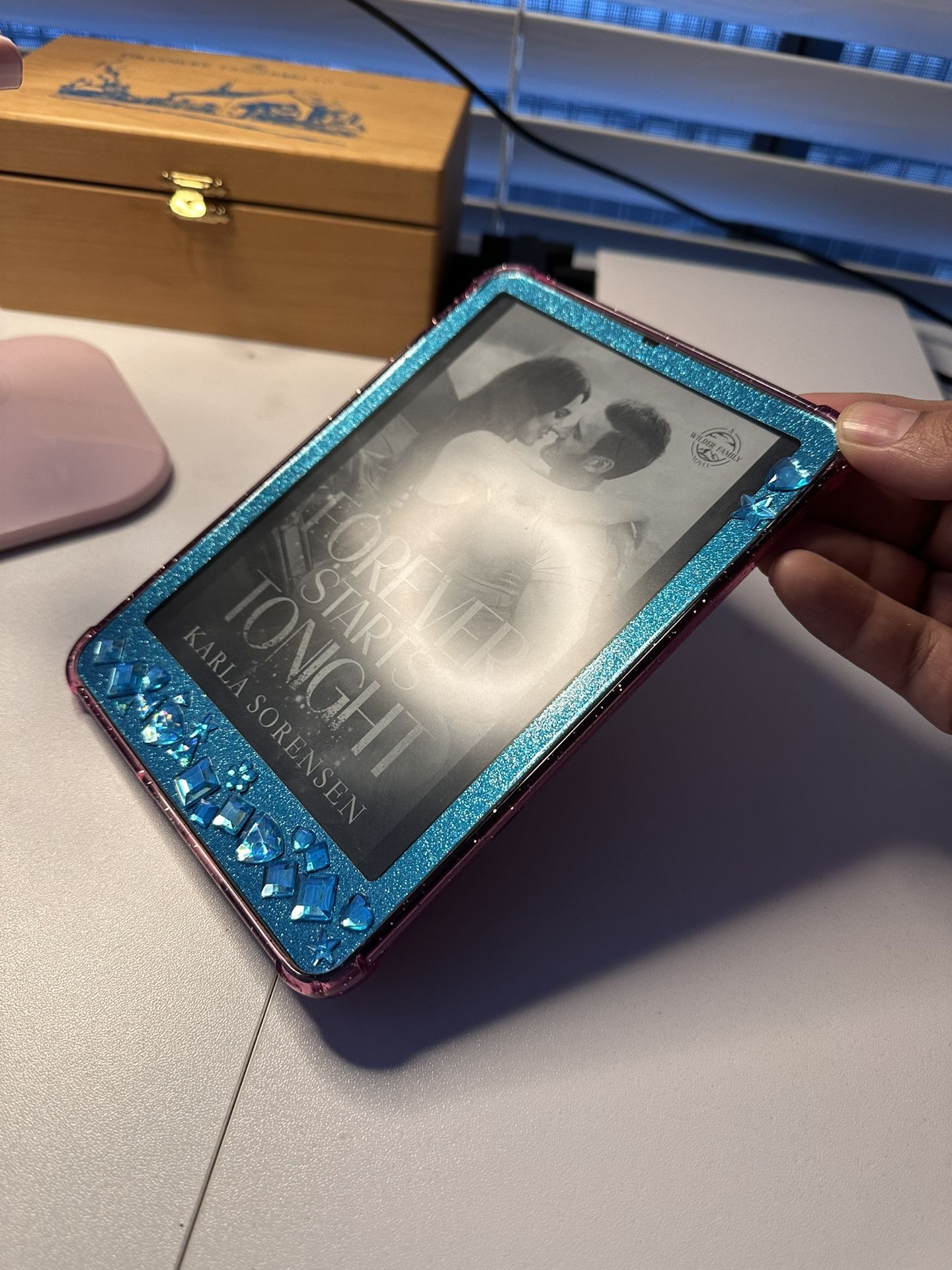 Customized Kindle Paper white signature 2024