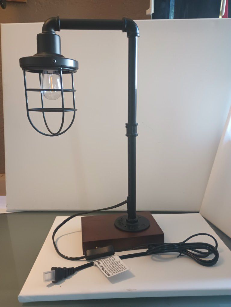 Conca Steampunk Table Lamp 