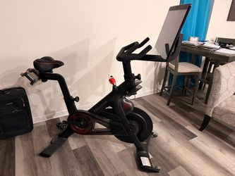 Peloton Stationary Bike rarely used