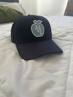 LA HAT