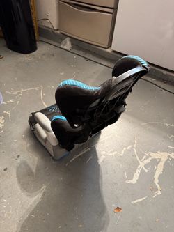 Evenflo booster car seat