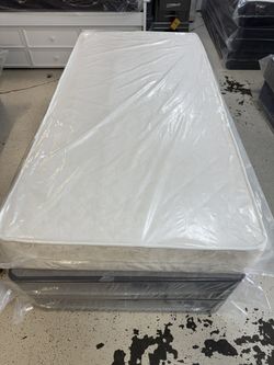 New Twin Mattress 