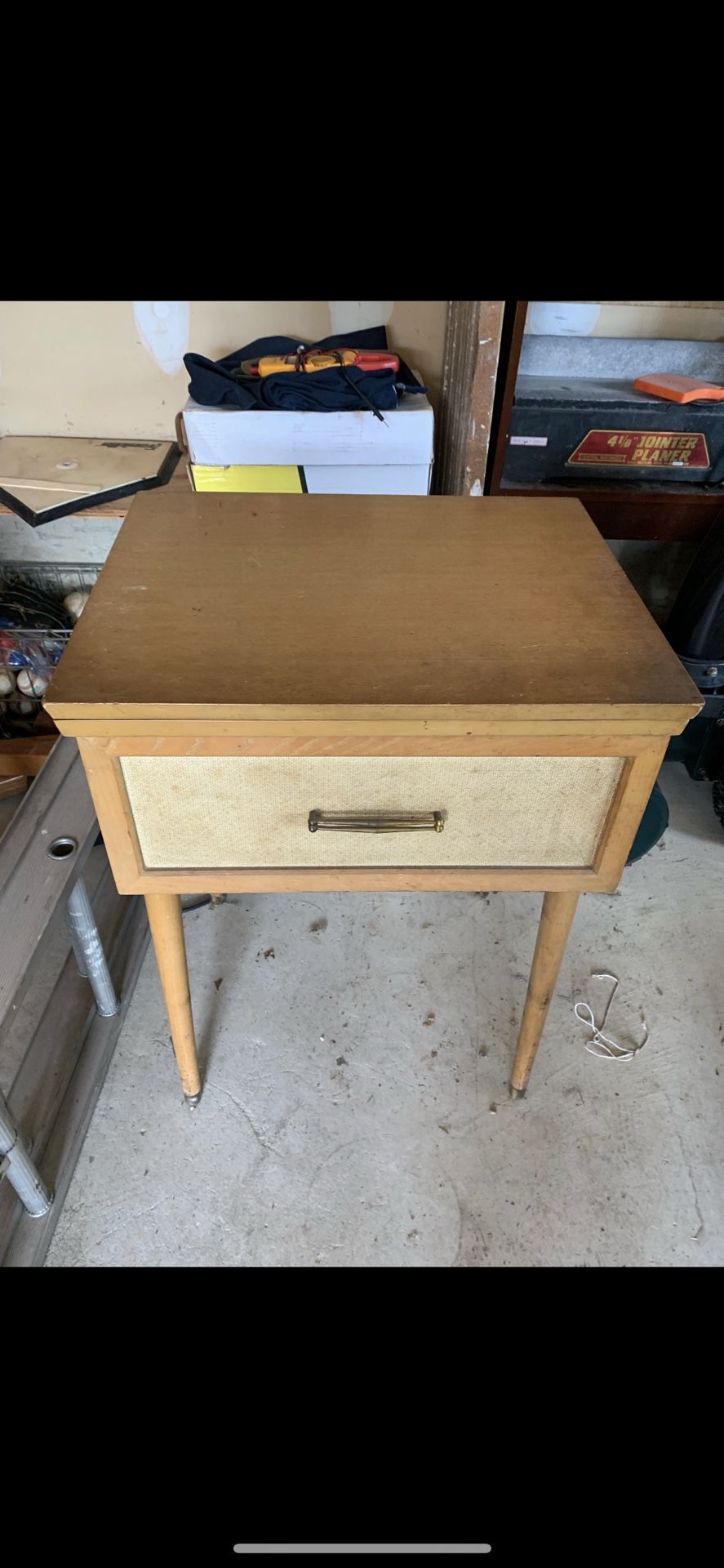 White Sewing Machine