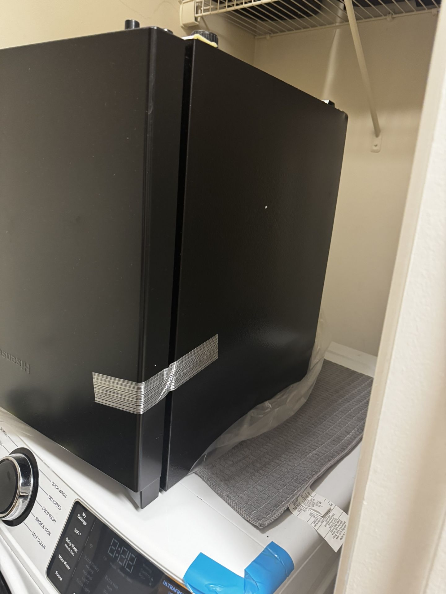 Mini Fridge