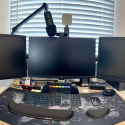 Three 27” BenQ Monitors and Triple Monitor Stand