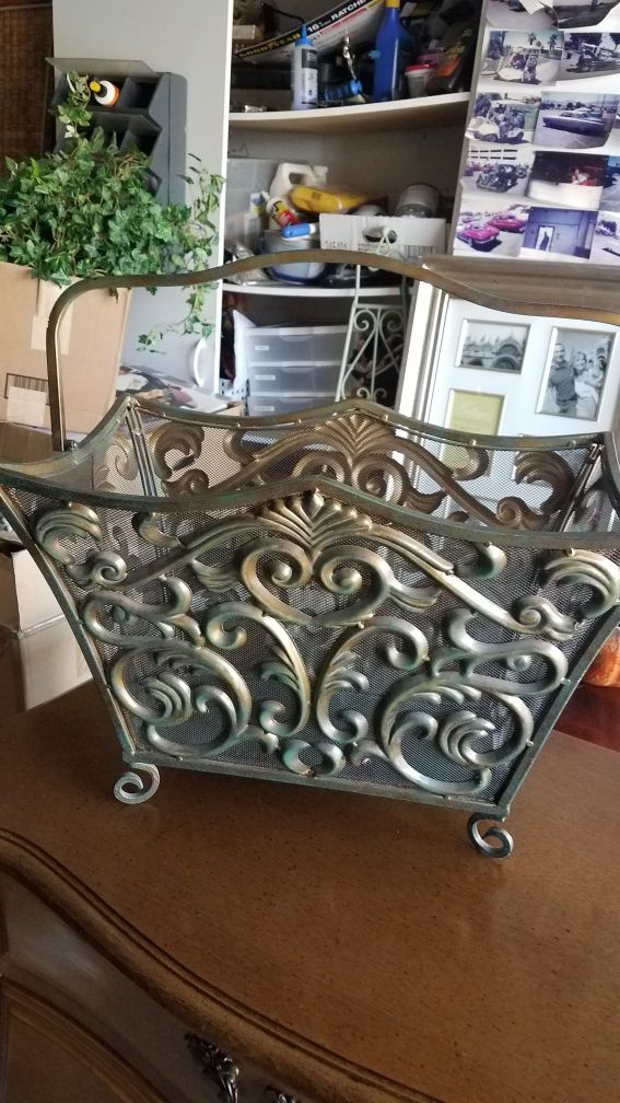 Magazine rack
