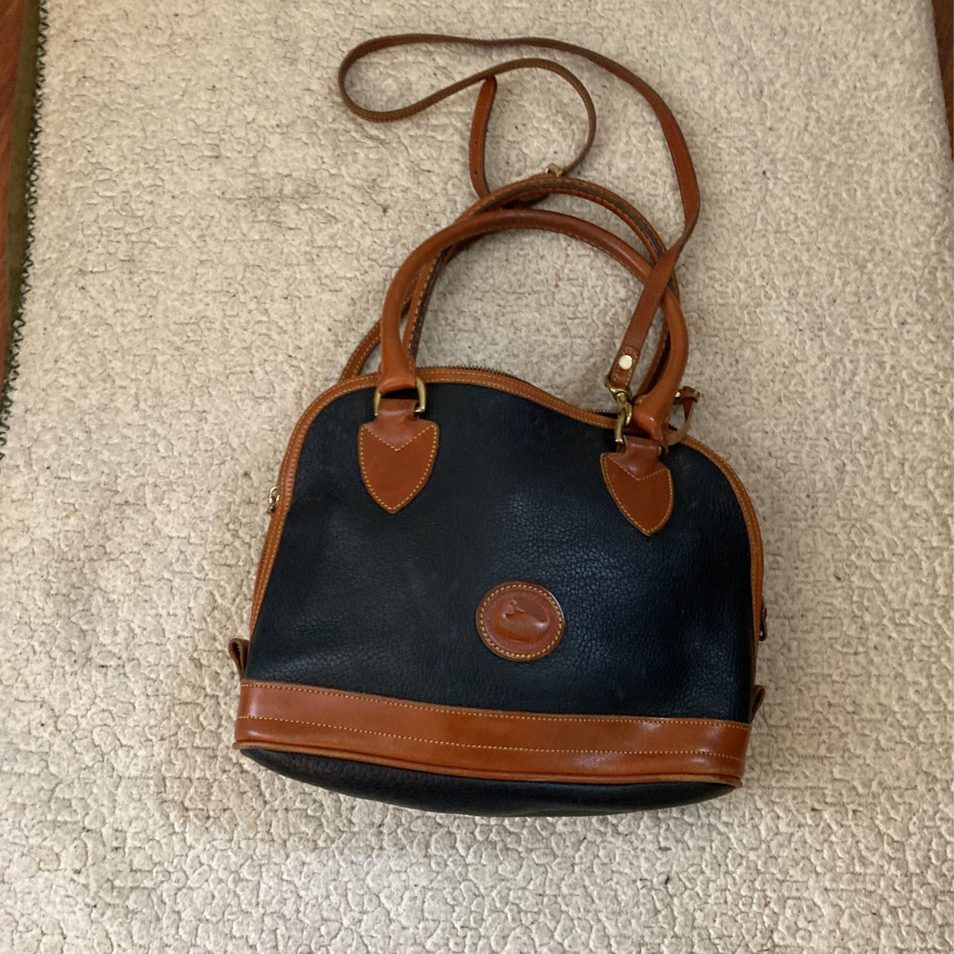 Dooney & Bourke