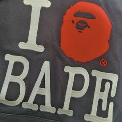 AUTHENTIC BAPE HOODIE - SMALL | $335 MSRP