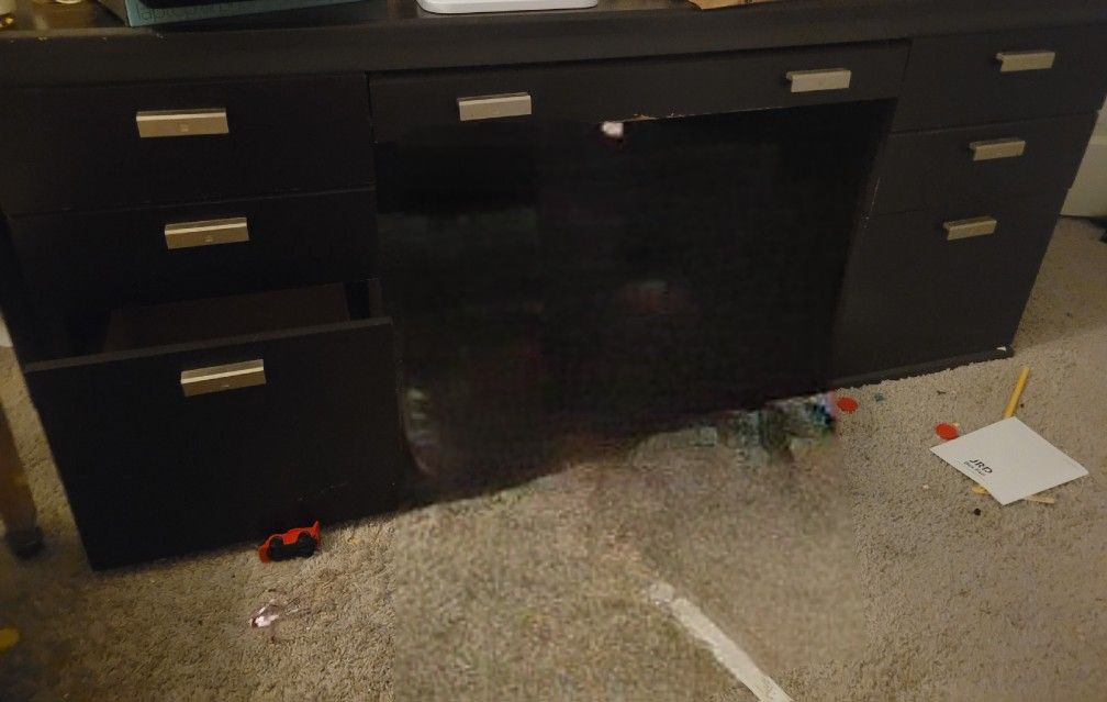 6 Drawer Office Desk