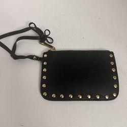 Wristlet black with gold studs 
