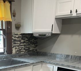 Under Cabinet Clock/Radio