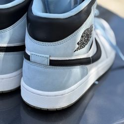 Jordan 1’s size 10