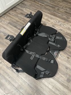 Tesla Model S Rear Jumper Seat