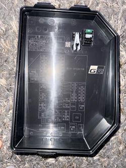 Gr corolla fusebox cover