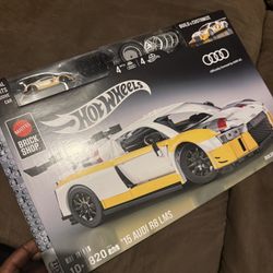 Mattel Brick Shop Hot Wheels '15 Audi R8 LMS
