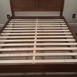 Queen Size Wood Bed Frame 