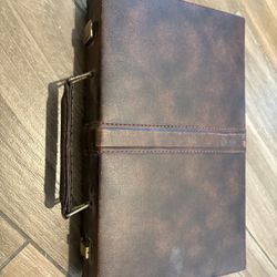 Leather Case Poker Chip Set