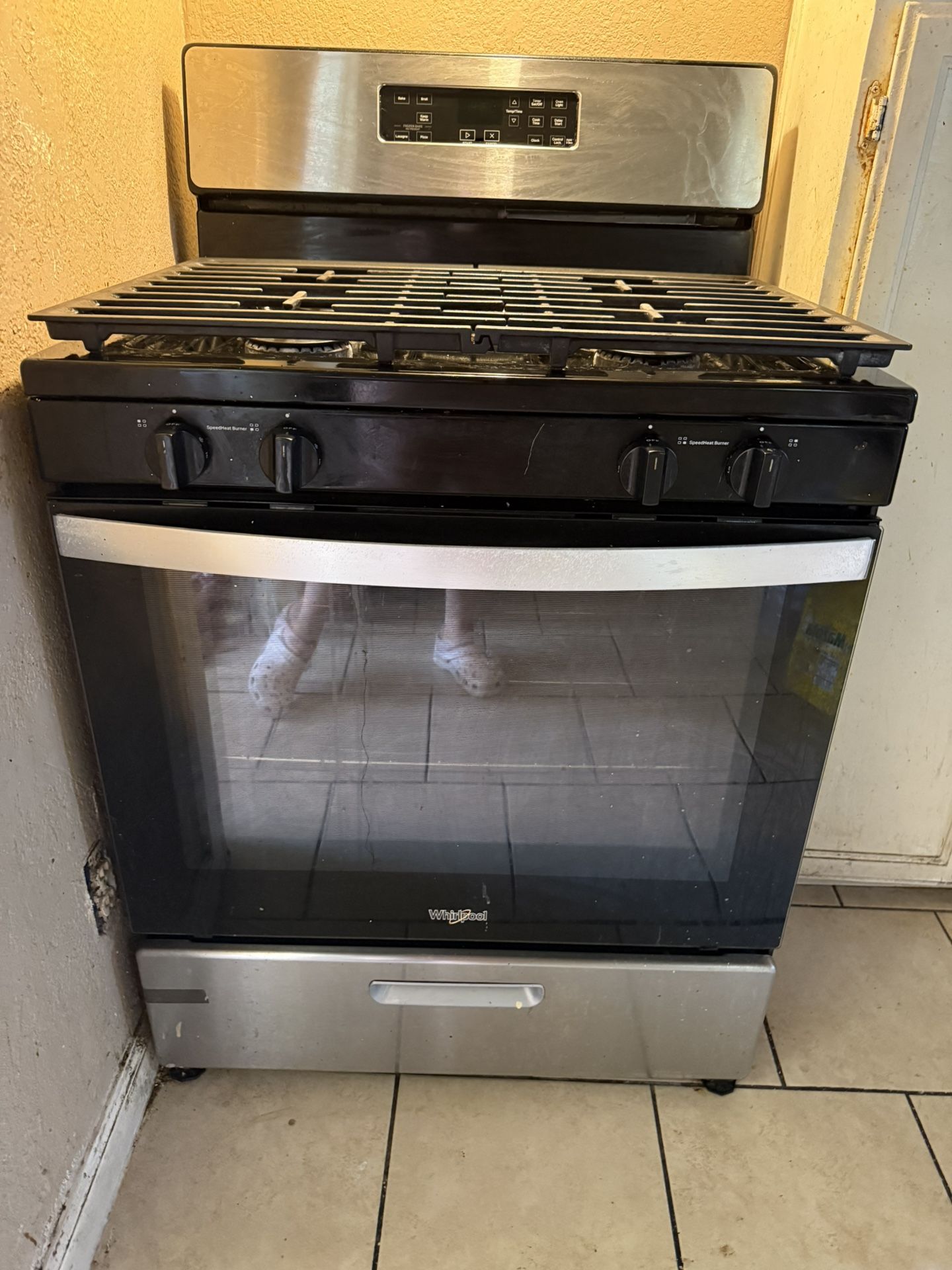 Whirlpool Gas Stove