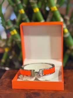 H Bracelet