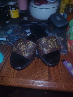 Louis Vuitton Sandals 