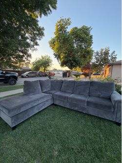 375$ beautiful sectional gray color FREE DELIVERY