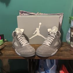 Wolf grey Jordan 5