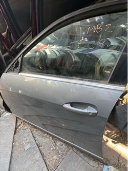 2011 Mercedes Benz E350 Sedan Left Driver Door