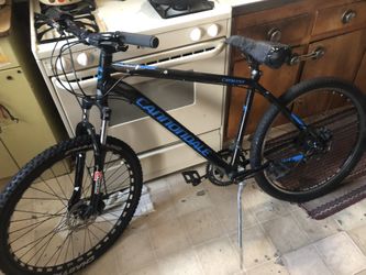 Cannondale catalyst hotsell 4 mountain bike