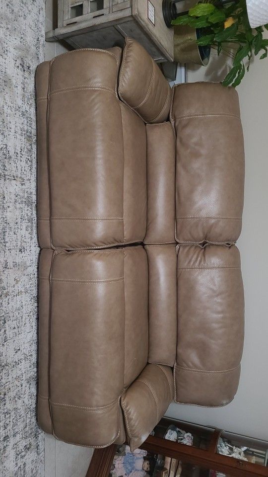 Leather Reclining Sofa and Rocker Recliner Chair ~ Beautiful ~ LQQK
