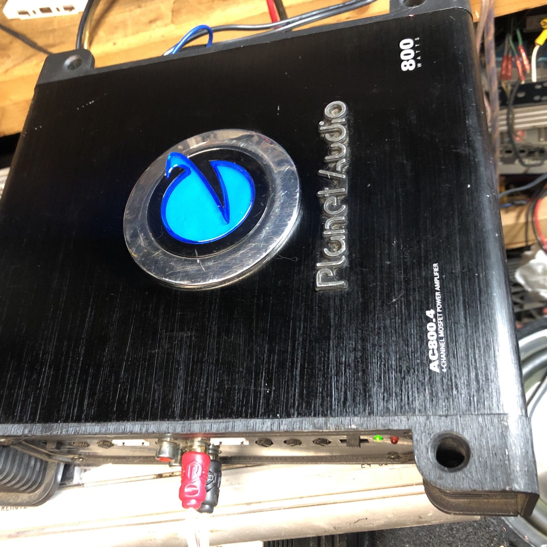 Planet Audio 800 Watts 4 Channel Amplifier 
