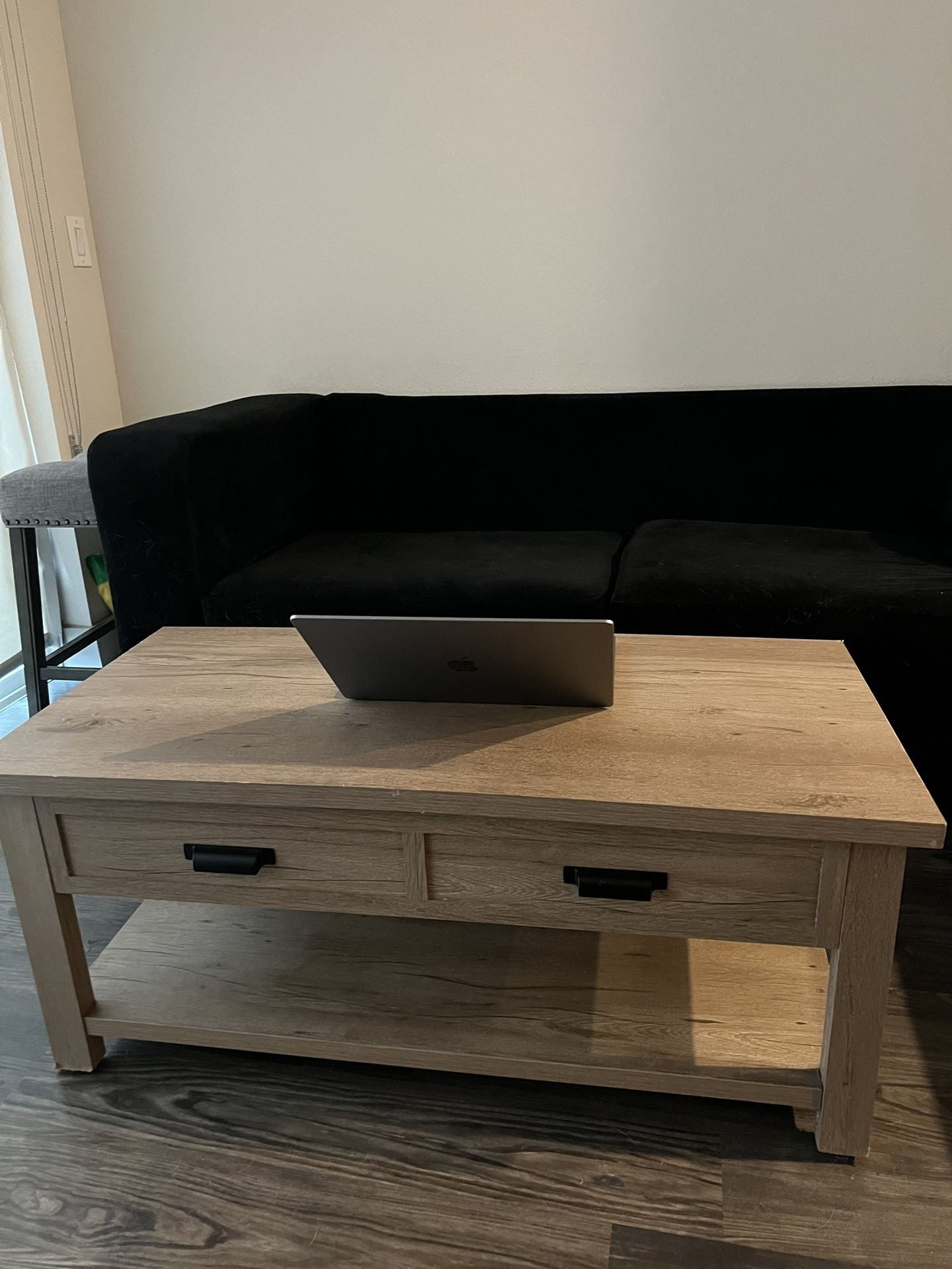 Center Table / Desk