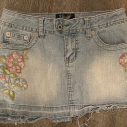 Women’s Skirts - $5 All You See In The Picture 