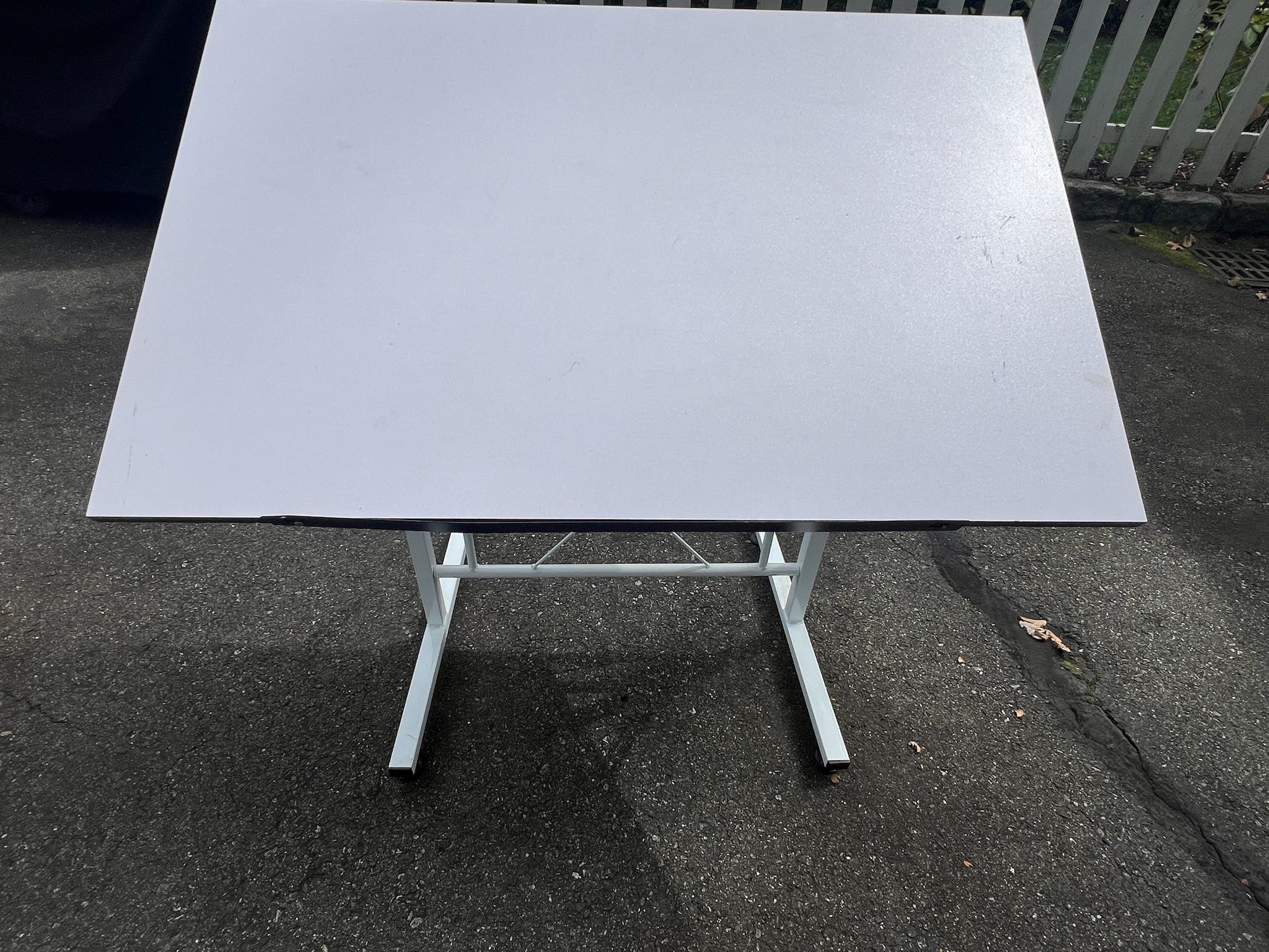 Architectural drafting/art desk for kids 24x36 surface Smoke free household