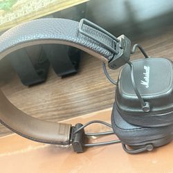 Marshall Bluetooth Headphones