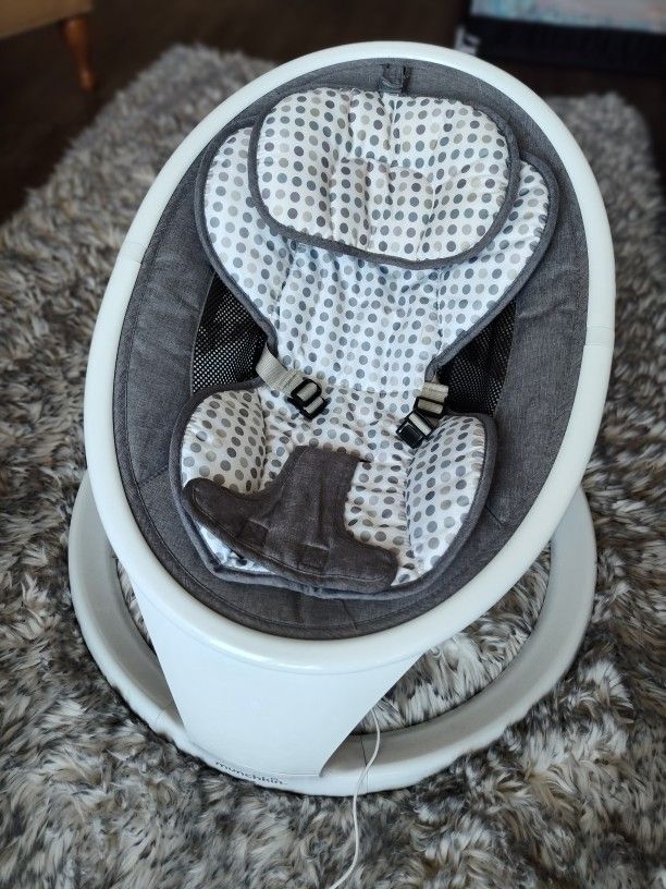 Munchkin Bluetooth Baby Swing 