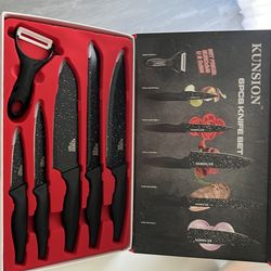 6pc Kitchen Knife Set (5 knifes, 1 peeler)