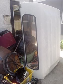 Leer Knight Camper