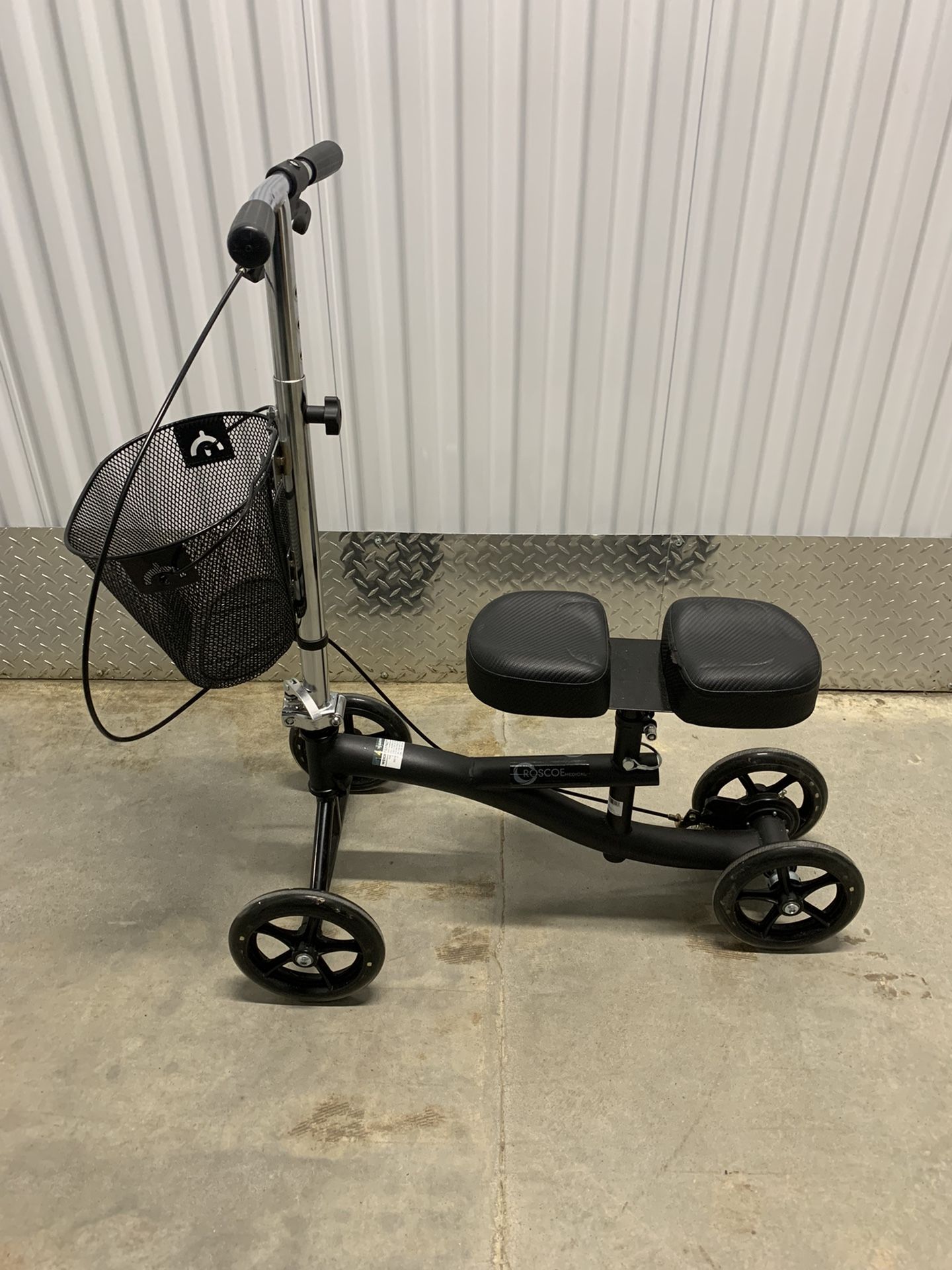 Knee Walker