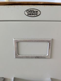 💥 HEAVY DUTY Office Depot Legal Filing Cabinet + 75 FREE Folders & Keys! 💥