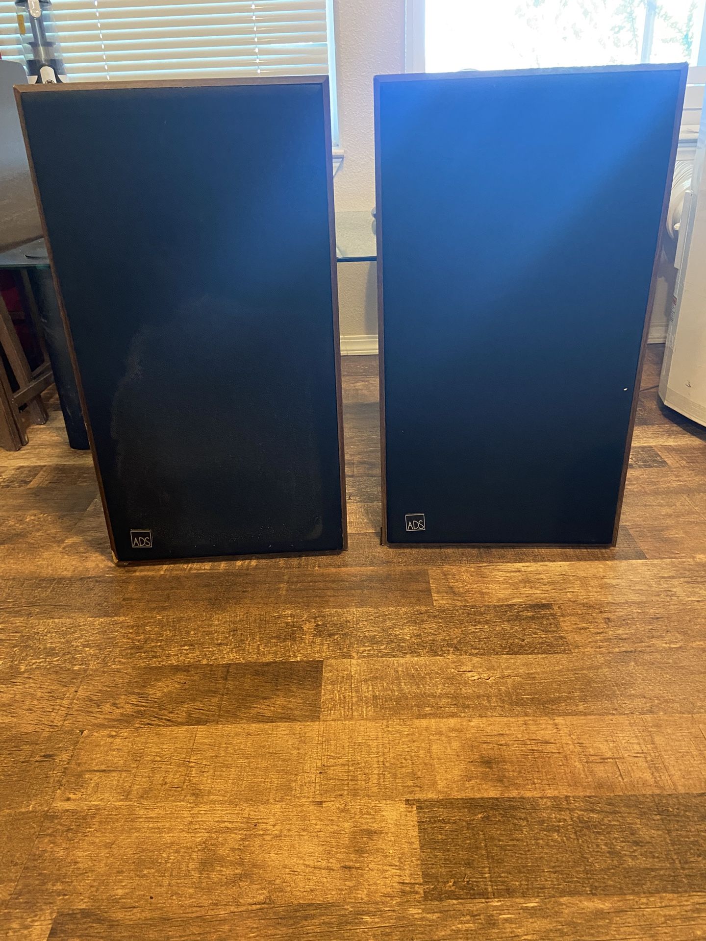 Free Speakers