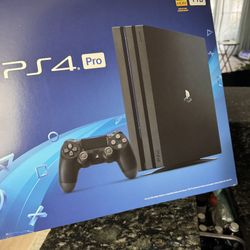 PS4 Pro 1tb - Two Controllers - Three Games