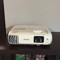 Epson Powerlite 980 Projector