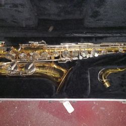 BUNDY II TENOR SAXAPHONE WITH CASE 