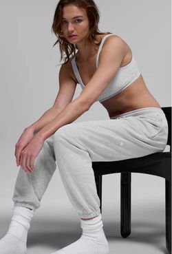 Alo Yoga Women’s Chill Sweatpants Grey NWOT XS (2-4)