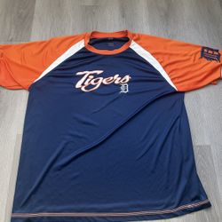 Cooperstown Collection Detroit Tigers Shirt Size XL