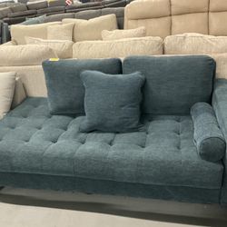 Ashley Bixler Right-Arm Facing Corner 