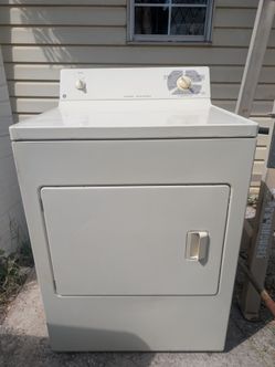 General Electric 5.7 Cu.Ft Electric Dryer