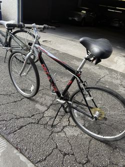 Women’s giant Cypress bike and men’s specialized bike.