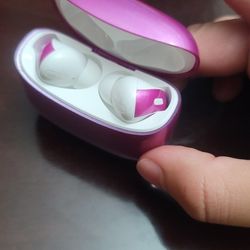 Wireless Earbuds MAKE OFFERS