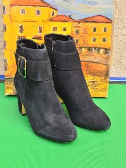 BELLA VITA KLAIRE BOOTIE SIZE 8 WW BLACK FOR WOMEN